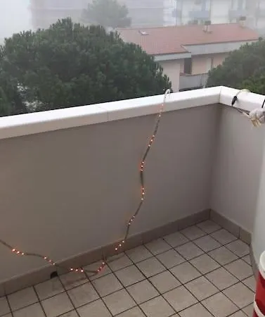 3 Locali, 50 M Dalla Lido Di Savio